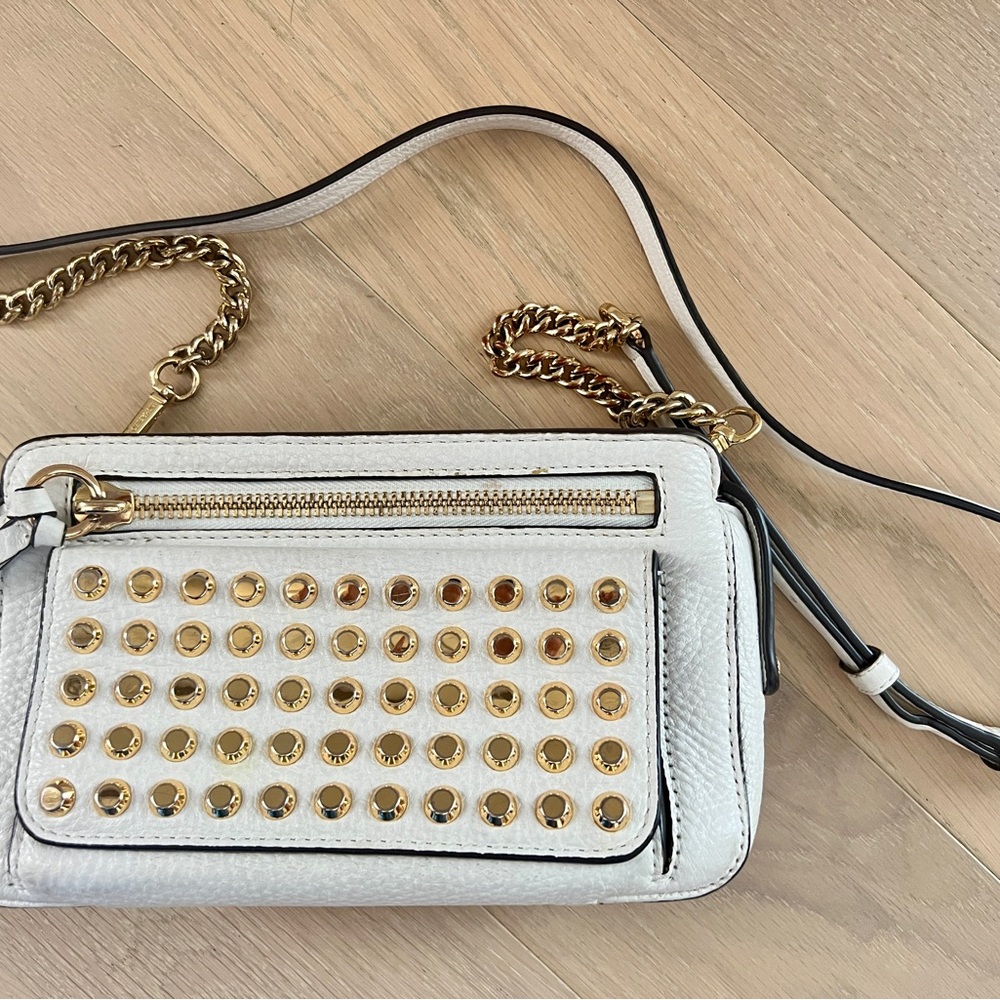 MICHAEL Michael Kors White and Gold Crossbody Bag with Studded Detailing